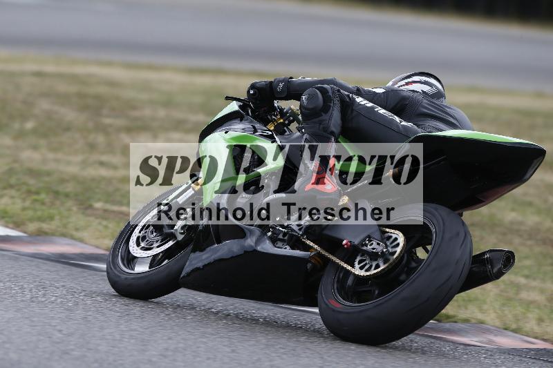 /32 07.07.2025 Plüss Moto Sport ADR/Einsteiger/0
